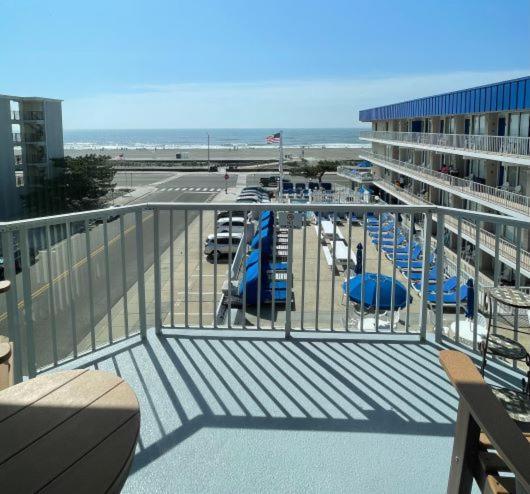 Roman Holiday Resort North Wildwood Exterior photo