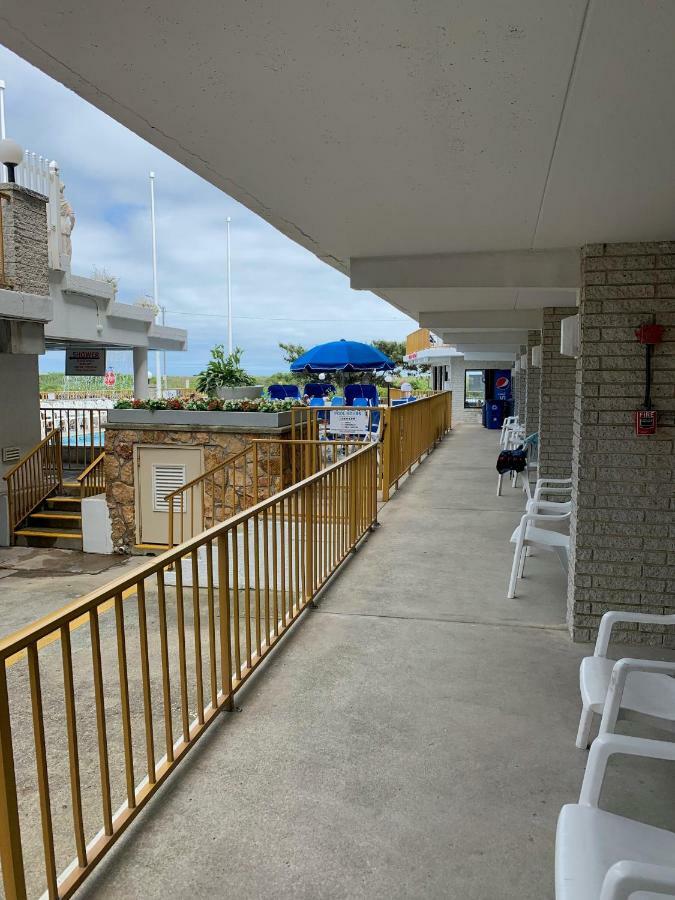 Roman Holiday Resort North Wildwood Exterior photo